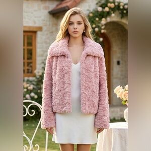 Gabby Isabella Plush Teddy Jacket in Dusty Pink